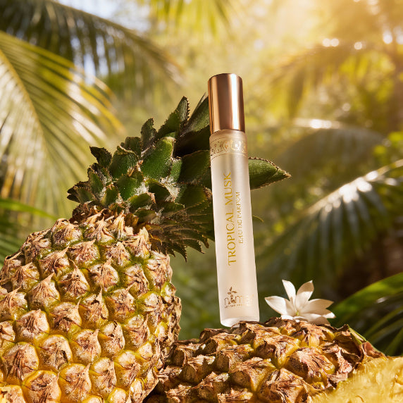 The Amber Perfume Layering Kit